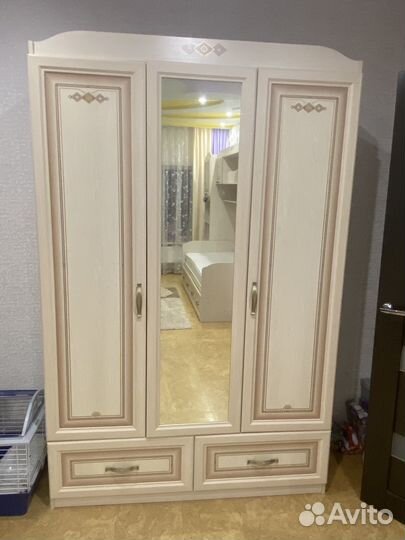 Комплект детской мебели для девочки