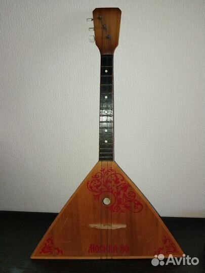 Балалайка Москва 80