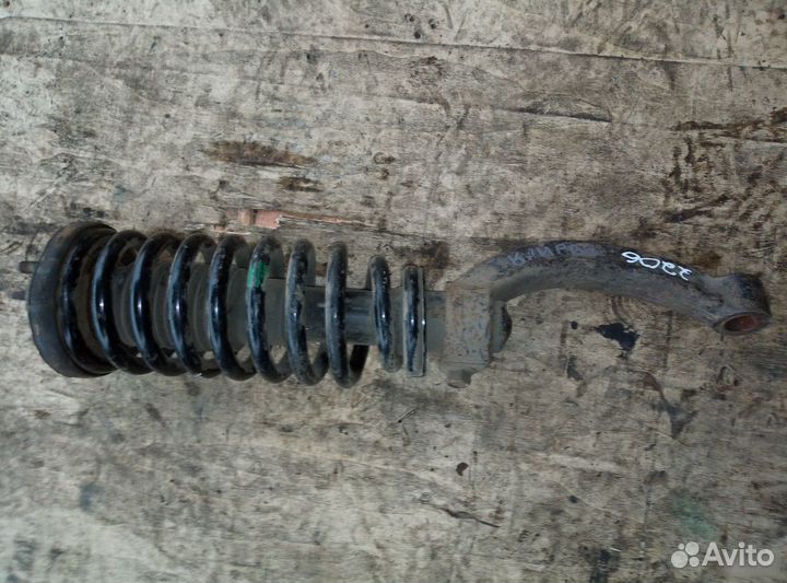 Амортизатор передний левый Ssangyong Kyron