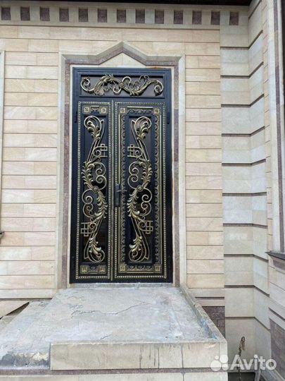 Кованые двери и калитки