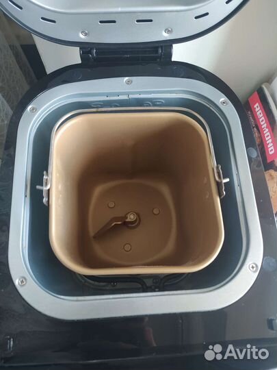 Хлебопечка Redmond