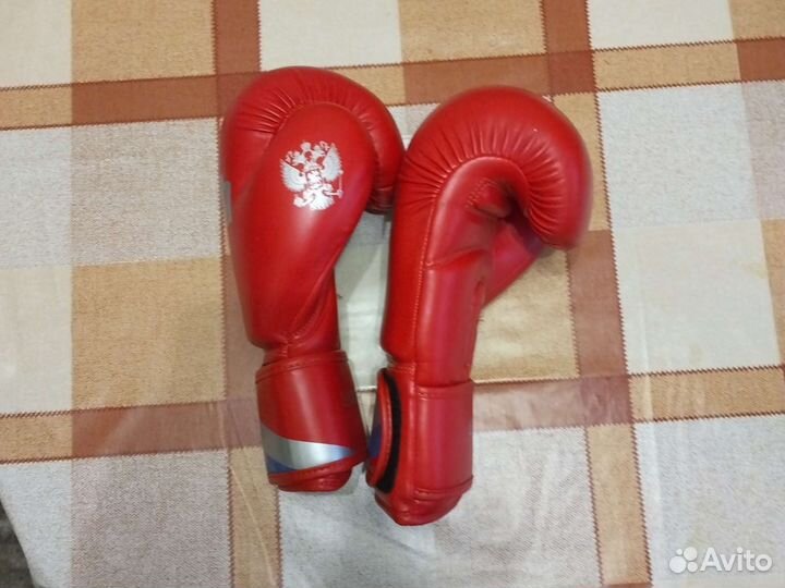 Боксерские перчатки 12 oz clinch