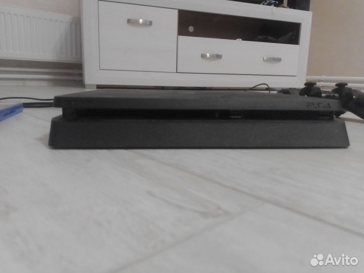 Sony playstation 4 slim 1 tb + игры