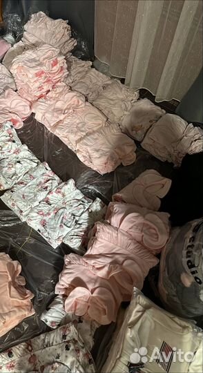 Коробка с одеждой бу