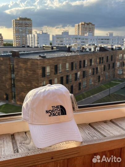 Кепка бейсболка TNF