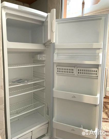 Холодильник stinol