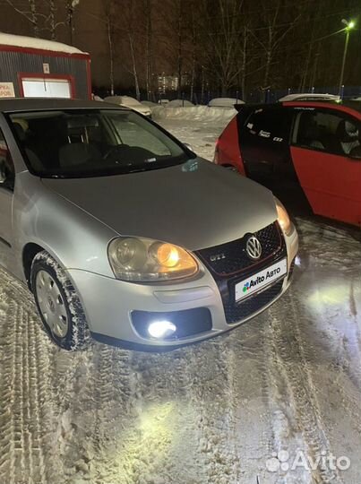 Volkswagen Golf 1.4 МТ, 2004, 317 500 км