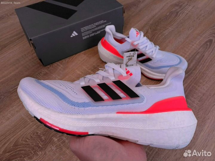 Беговые кроссовки adidas ultraboost 23