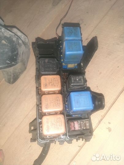 Блок предохранителей на Ниссан Примьера,Primera