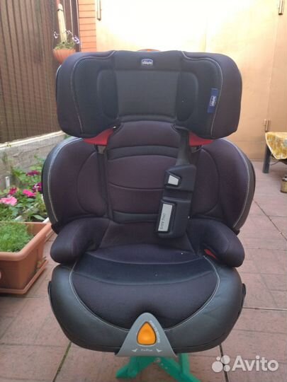Детское автокресло 15 до 36 кг chicco
