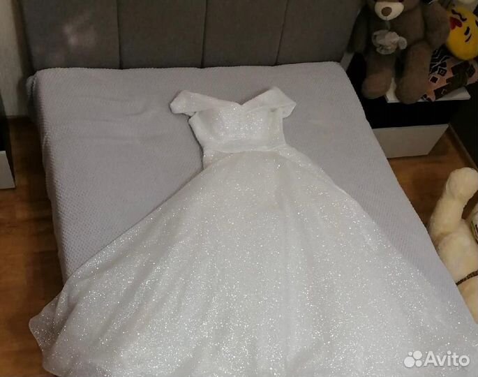 Свадебное платье 46 48