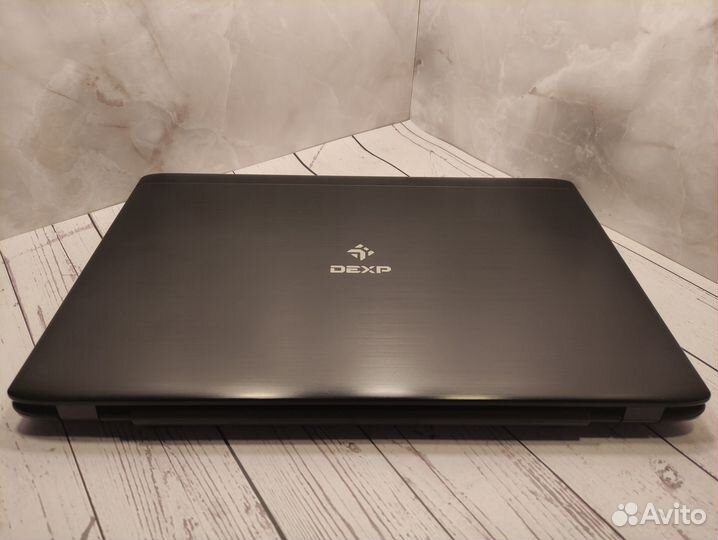 Игровой Dexp 17.3 Дюйма/SSD/intel/8GB/GeForce 930M