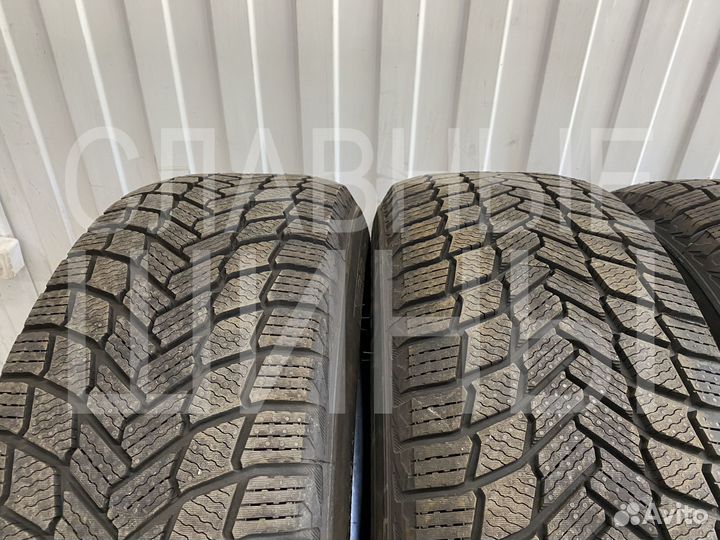 Michelin X-Ice Snow SUV 265/45 R20 108T