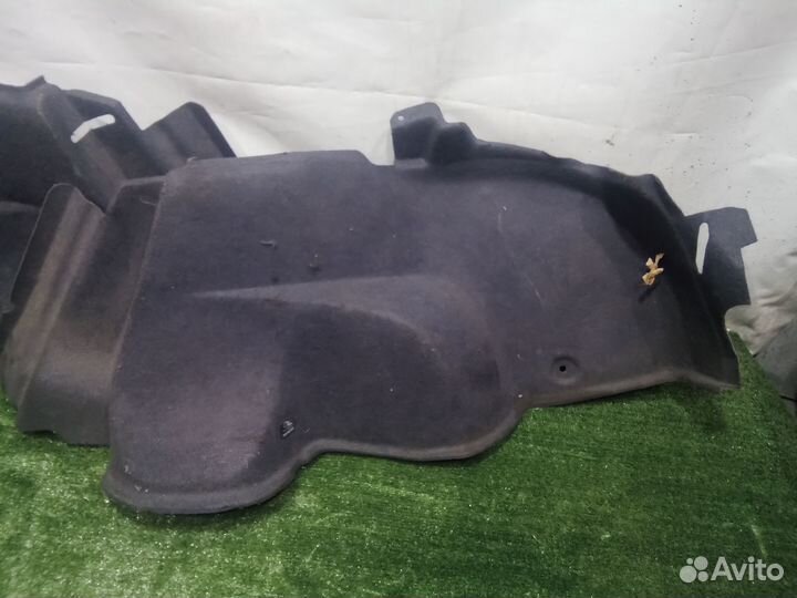 Обшивки багажника Nissan Primera P12 хэтчбек