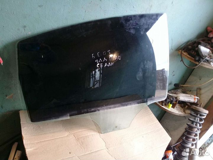 Стекло задние правое кузов седан VW Passat B5