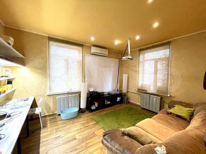 4-к. квартира, 89 м², 2/2 эт.