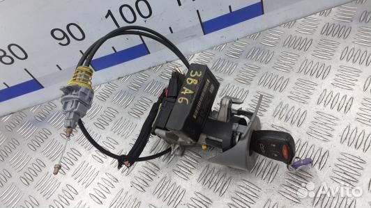 Замок зажигания jeep grand cherokee WK (3BA06J101)