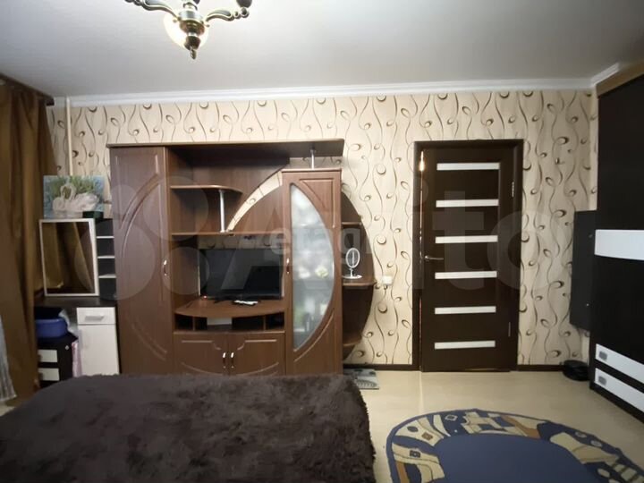 2-к. квартира, 58 м², 6/10 эт.