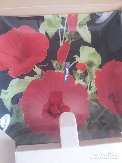 Набор посуды тарелки новый