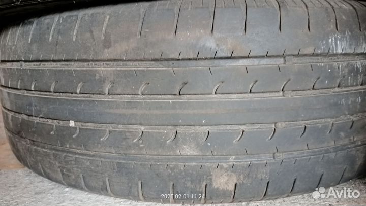 Goodyear EfficientGrip SUV 4x4 215/60 R17 98H