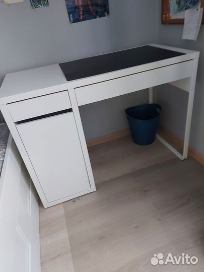 Рабочий стол IKEA