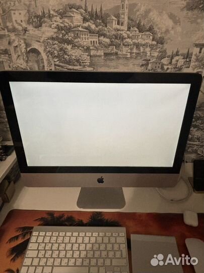 Моноблок Apple iMac 21,5 2011