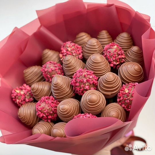 Клубничный букет