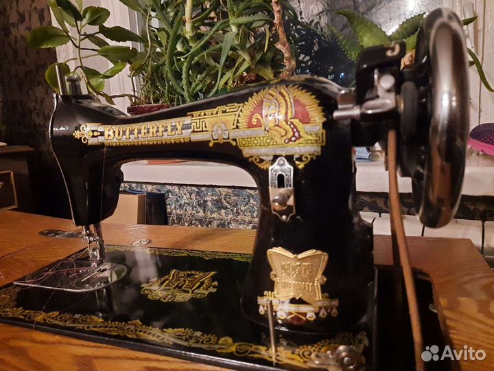 Швейная машинка batterfly новая