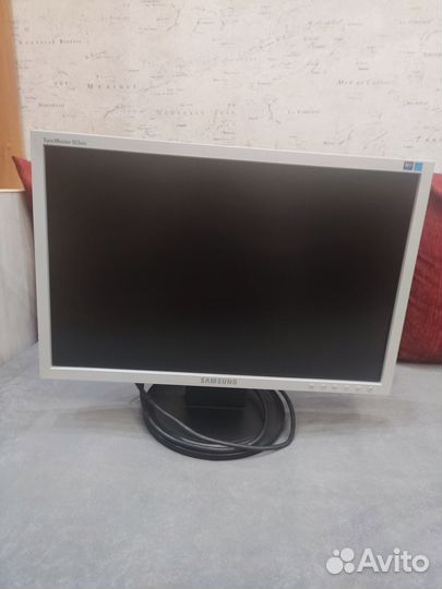 Samsung SyncMaster 923NW