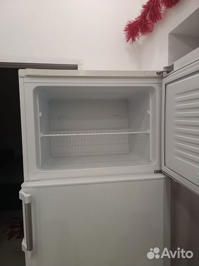 Холодильник Днепр