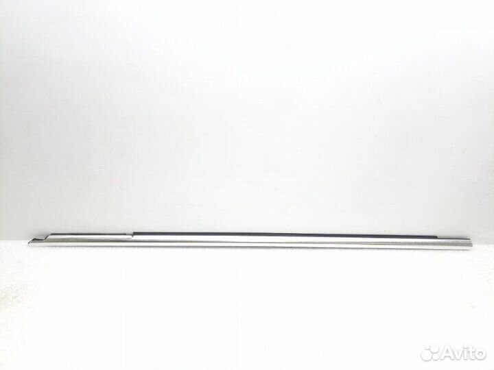 Молдинг двери передний левый Mercedes-Benz S-Class