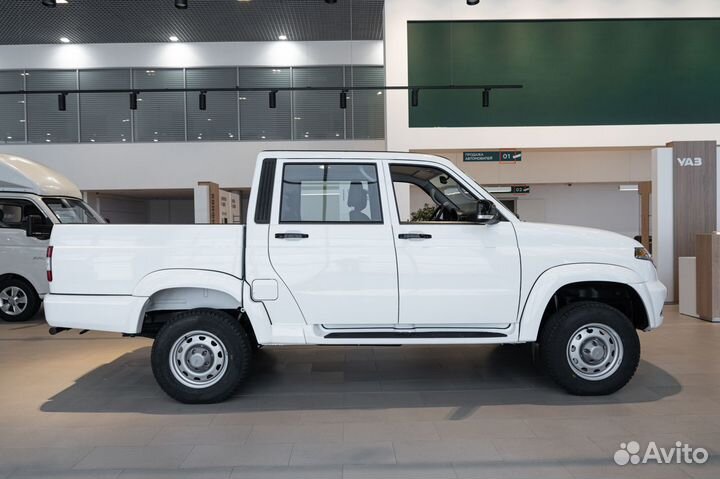 УАЗ Pickup 2.7 МТ, 2024