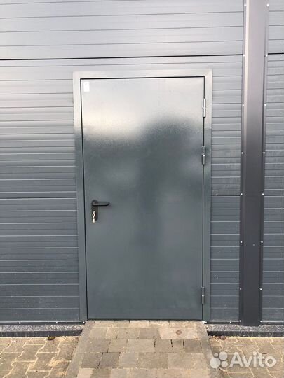 Двери металлические