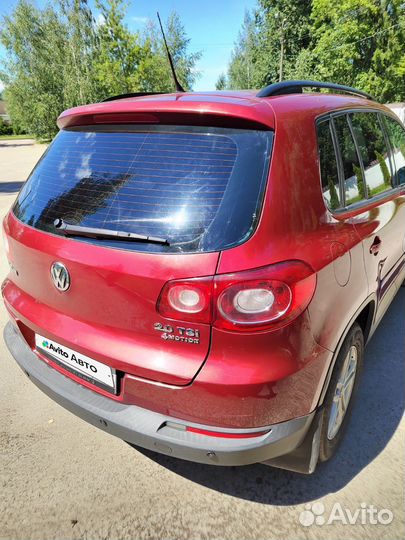 Volkswagen Tiguan 2.0 AT, 2010, 228 000 км