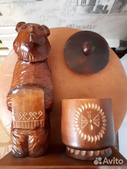 Сувенир медведь. Материал дерево