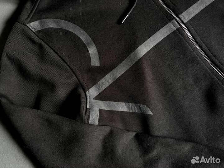 Кофта на молнии мужская