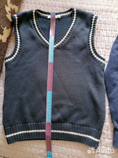 Жилетка, джемпер школьная