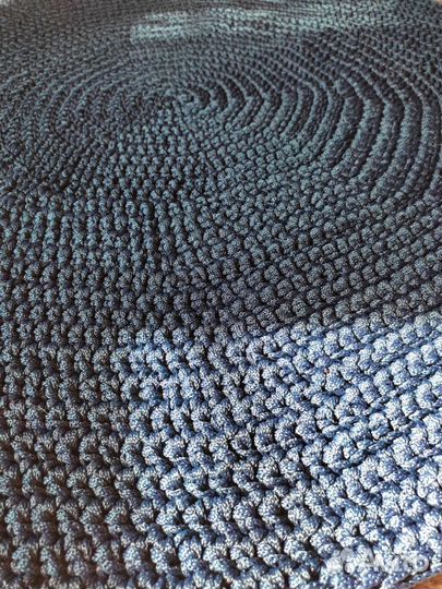 Коврик ручной работы