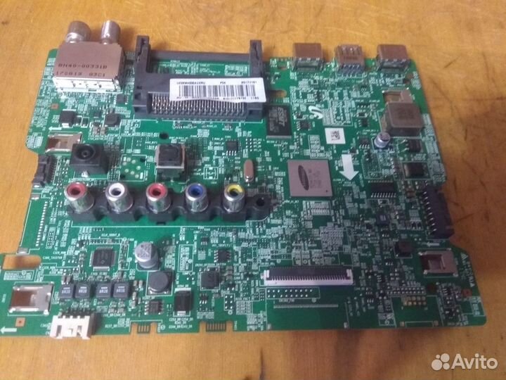 Материнская плата