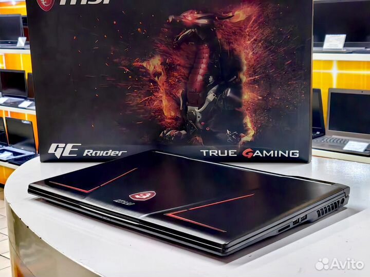 Ноутбук MSI 17.3 120Hz i7 32gb GTX1070 8gb SSD+HDD