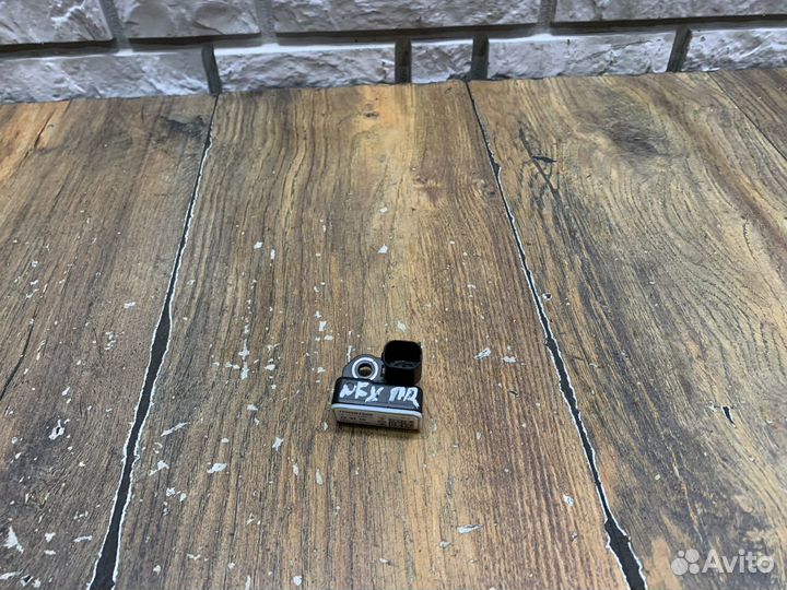 VW Touareg NF Датчик ускорения