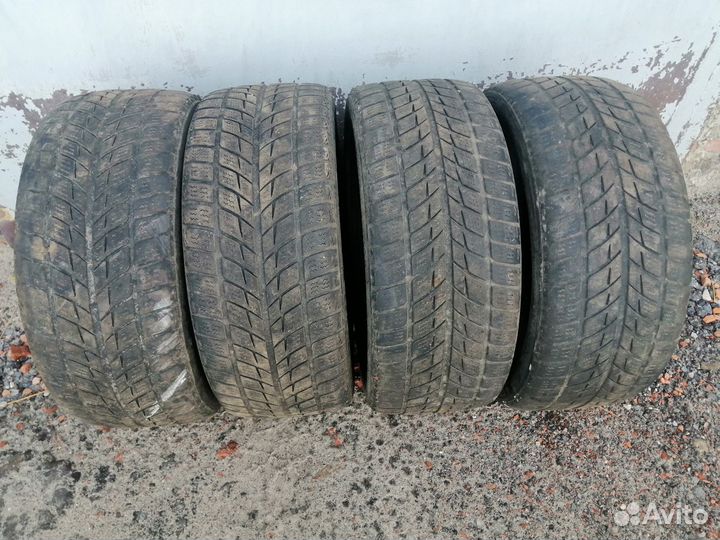 Accelera 651 245/45 R18