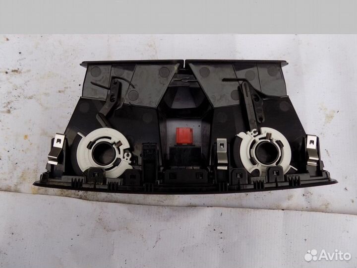 Дефлектор воздушный Yeti 2009