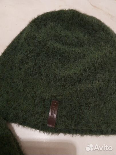 Головные уборы женские