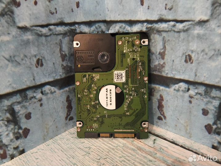 Жёсткий диск на 750 Гб. для ноутбука