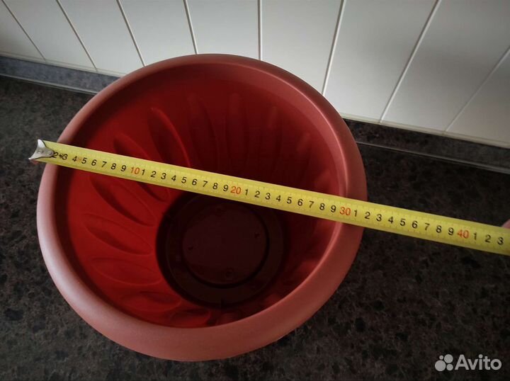 Большой горшок для растений