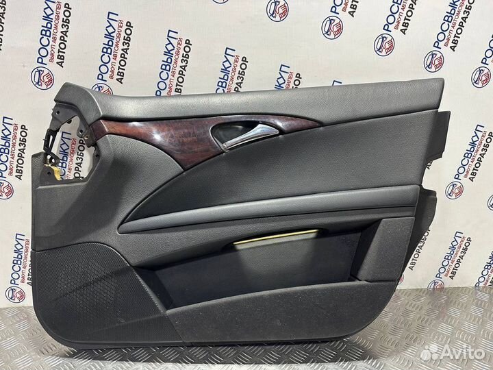 Обшивка двери Mercedes-Benz W211