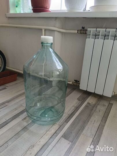 Бутылка стеклянная 20 литров