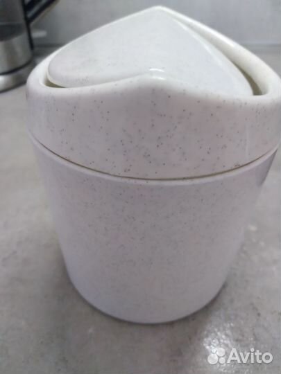 Контейнер для мусора настольный