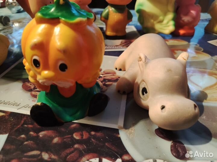 Игрушки резиновые